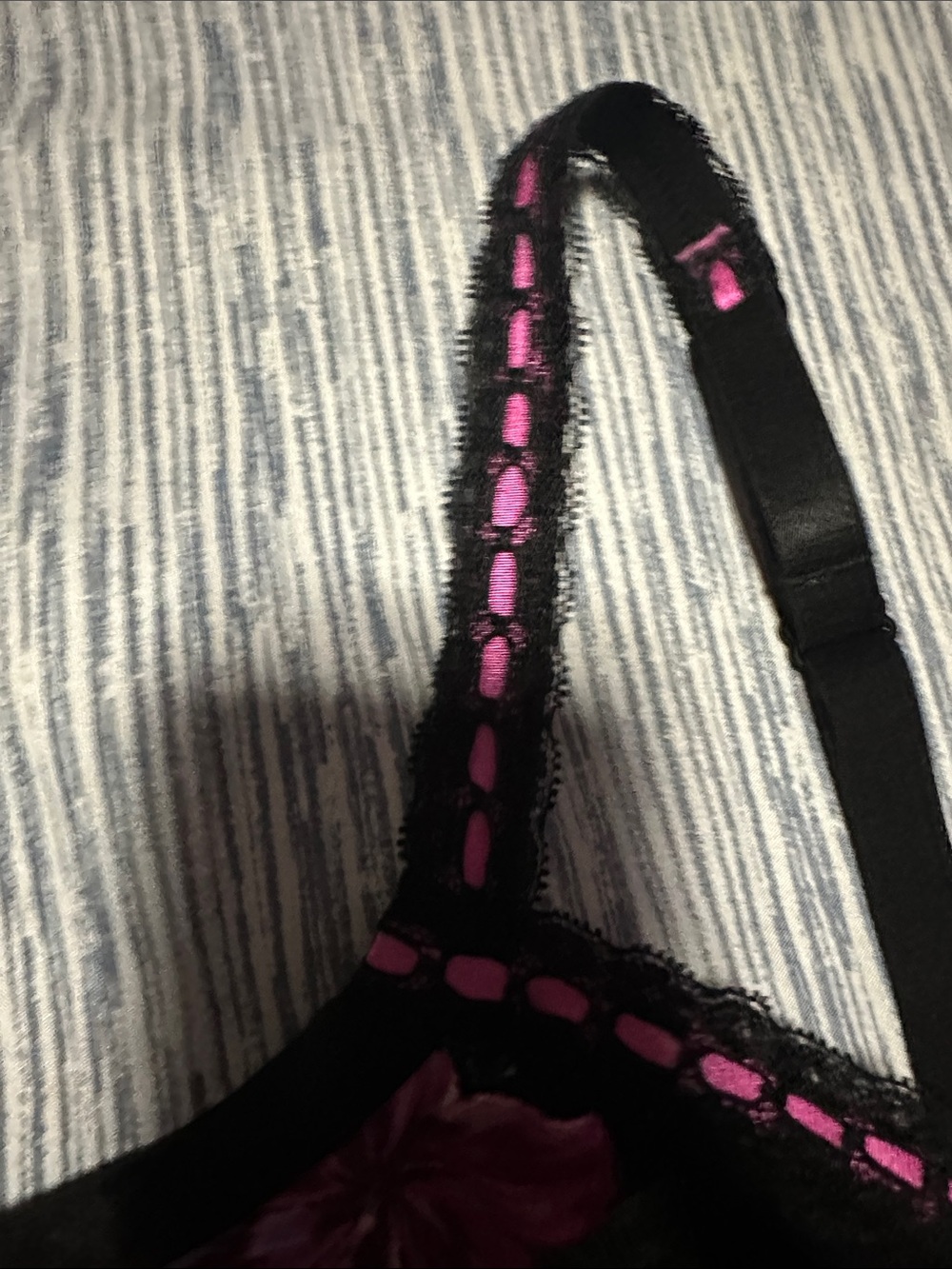 Torrid - Picture 2 of 4